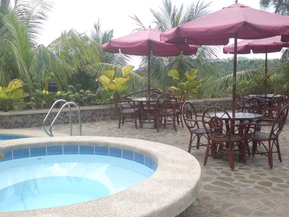 G'S Grand Resort And Convention Center Panglao City Exterior foto